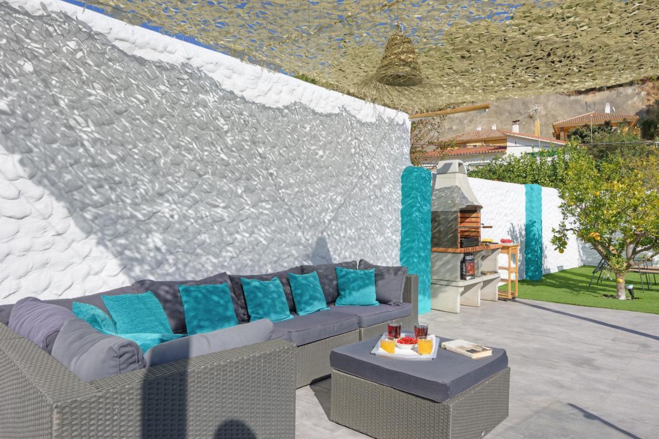Villa Mamba By Seric,15' Walking To The Beach Torremolinos Buitenkant foto