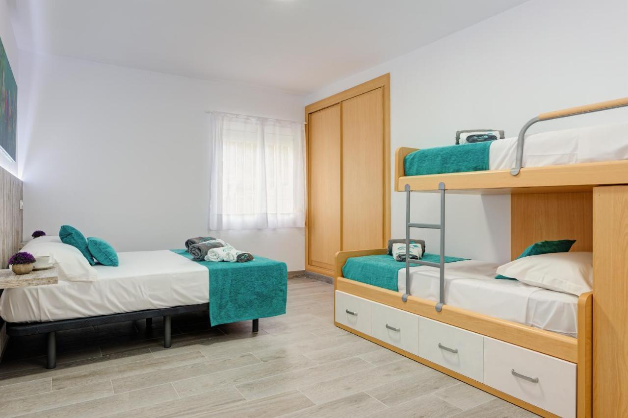 Villa Mamba By Seric,15' Walking To The Beach Torremolinos Buitenkant foto