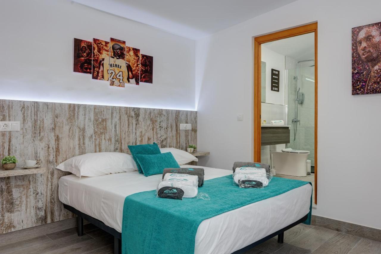 Villa Mamba By Seric,15' Walking To The Beach Torremolinos Buitenkant foto