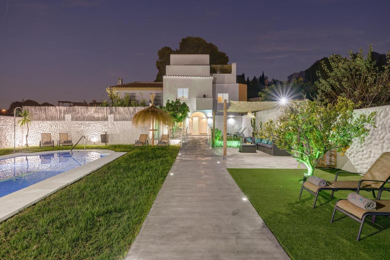 Villa Mamba By Seric,15' Walking To The Beach Torremolinos Buitenkant foto