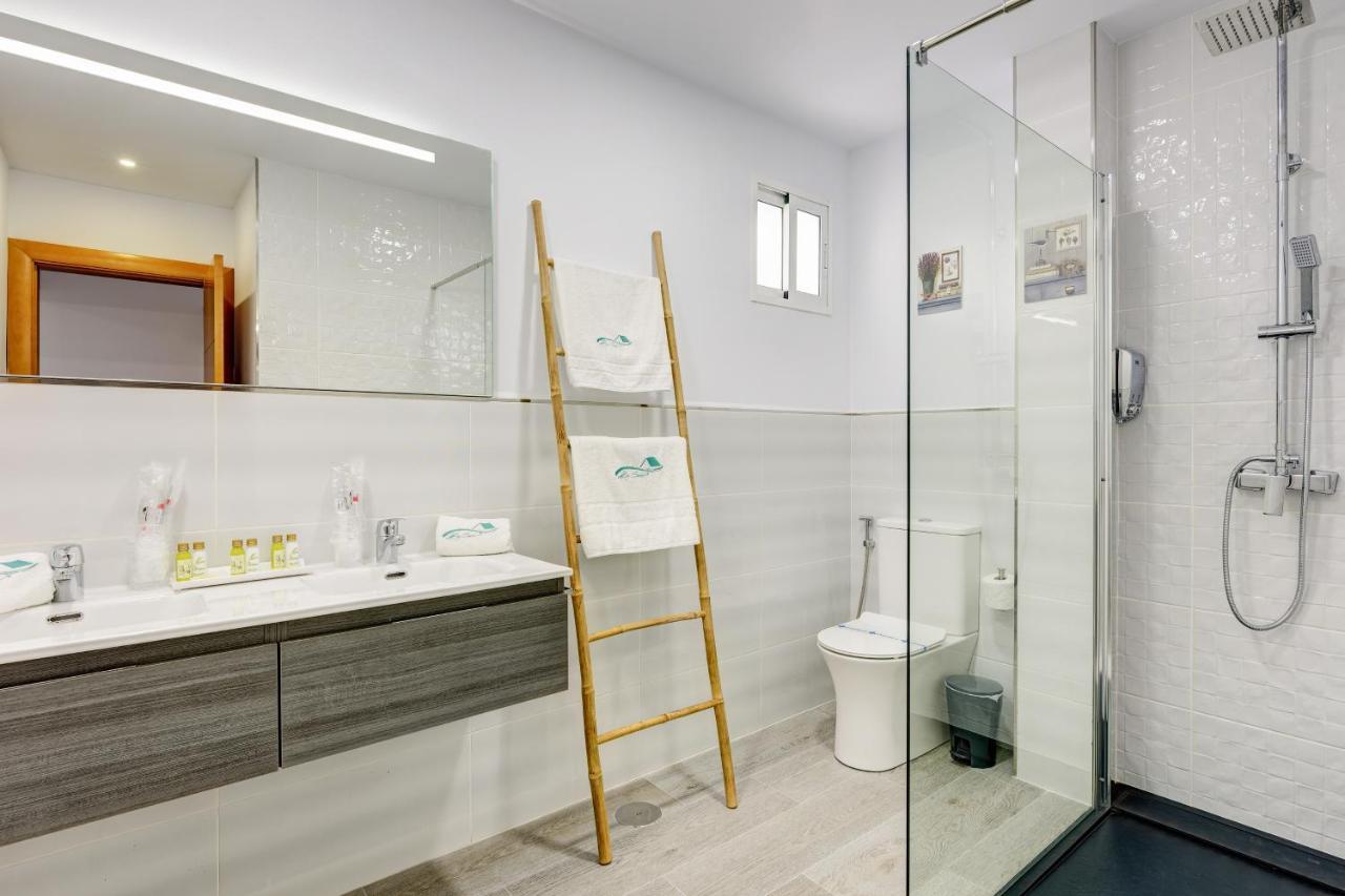 Villa Mamba By Seric,15' Walking To The Beach Torremolinos Buitenkant foto