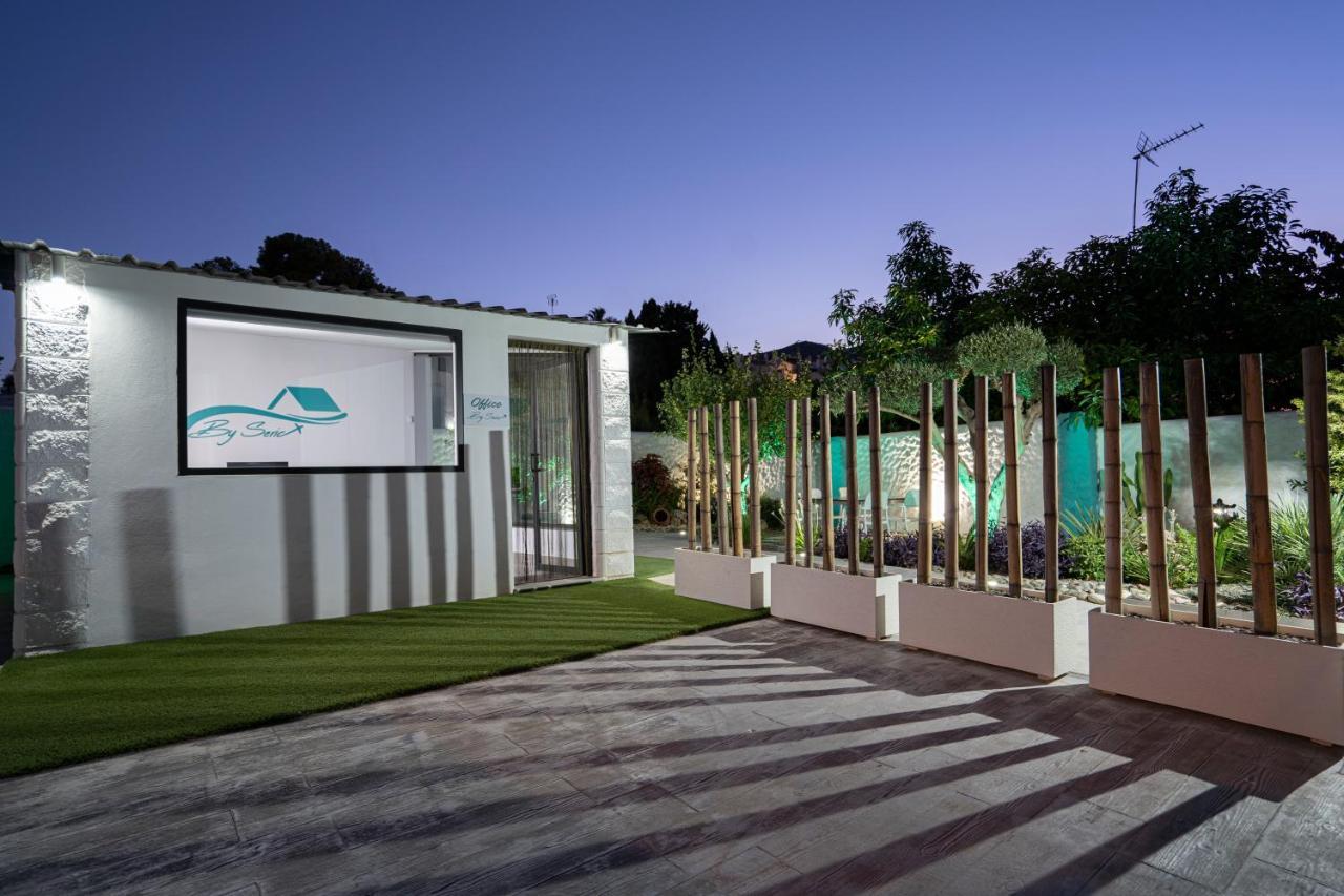 Villa Mamba By Seric,15' Walking To The Beach Torremolinos Buitenkant foto
